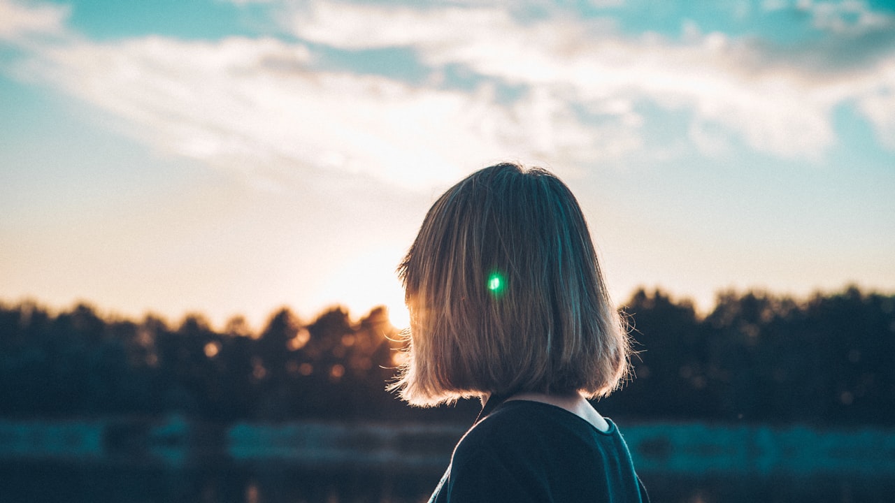How to style your blonde wig for any occasion